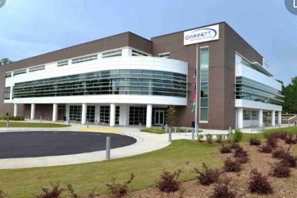 New Modern House?A Mins To Hwy I-85, 316 Βίλα Lawrenceville Εξωτερικό φωτογραφία